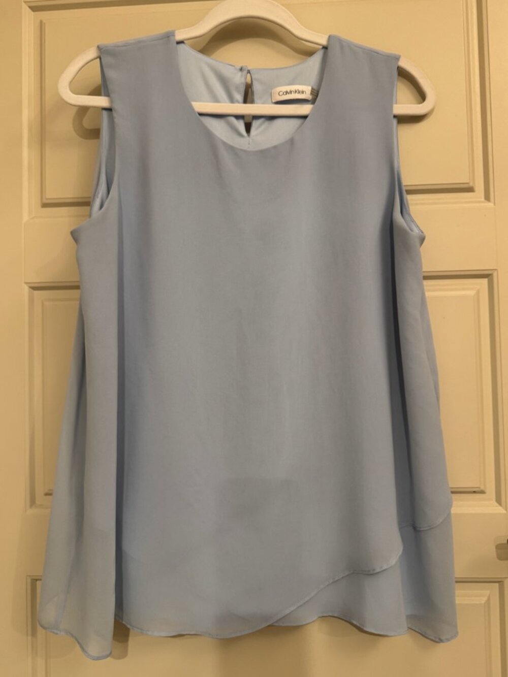 Calvin Klein - Large L - Light Blue Flowy Sleeveless Top